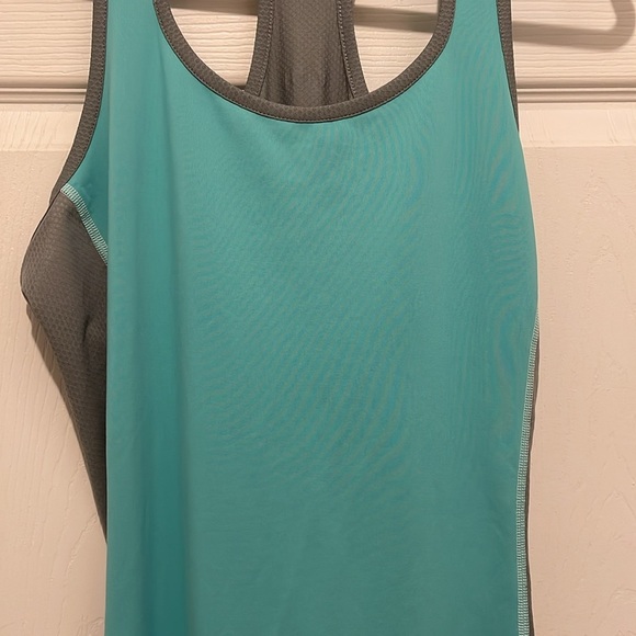 Patagonia all weathers dress - Picture 3 of 7